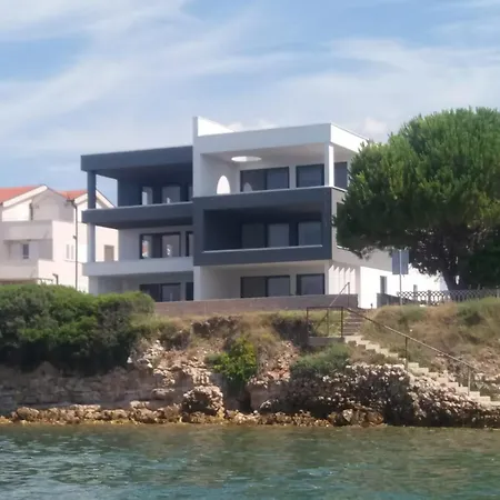 Exclusive Dream Direkt Am Und Appartement Sukošan